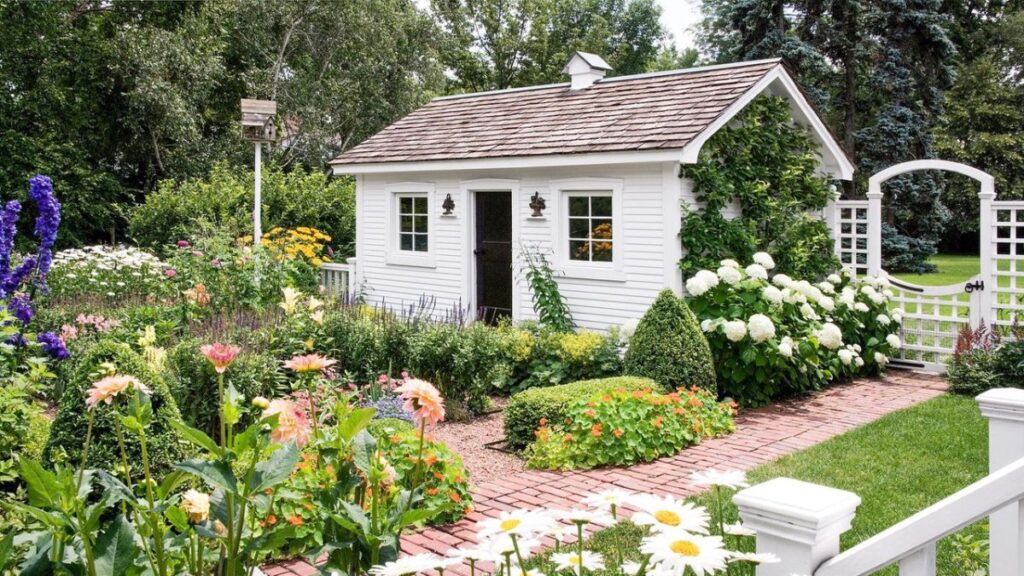 5 important reasons for any gardener to require a garden shed